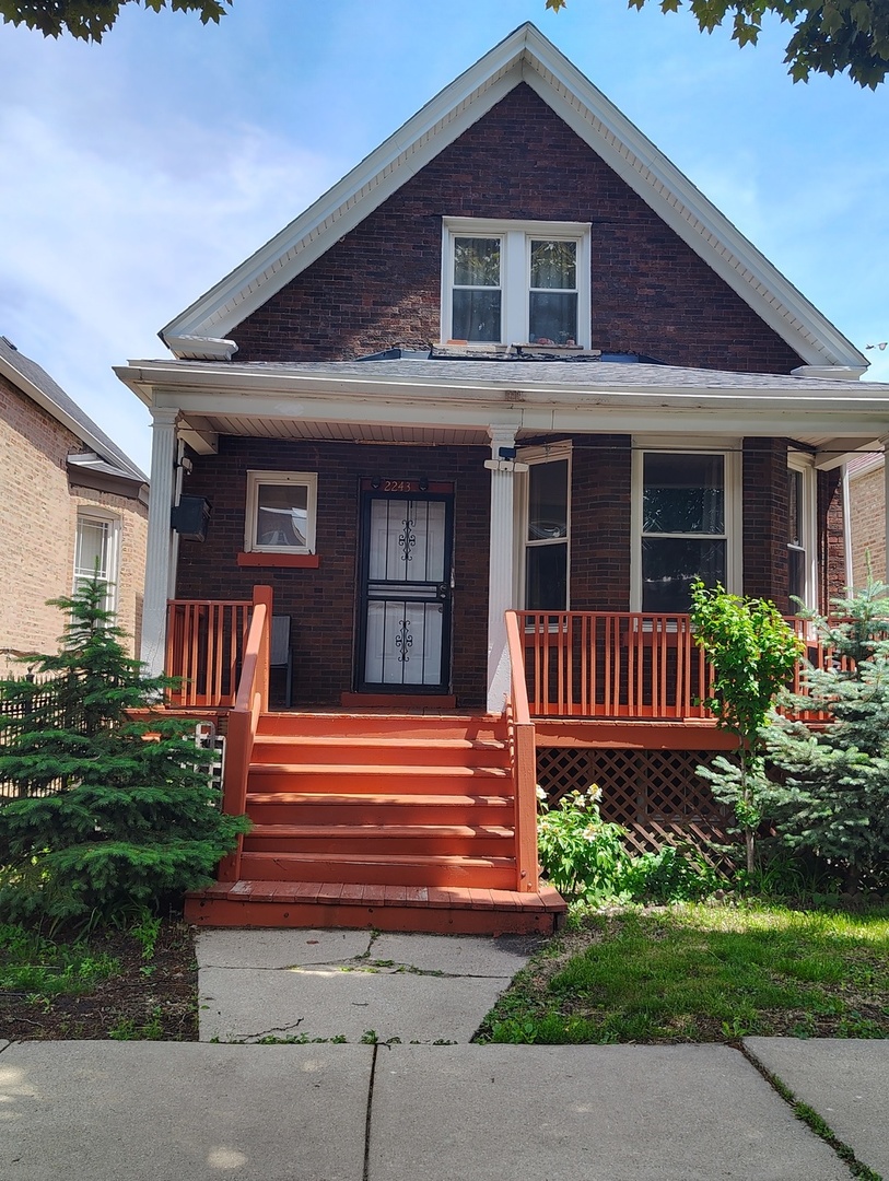 Welcome to this beautiful single family in The Hermosa Neighborhood of Chicago. With 3 level of living space. Perfect investment opportunity. First floor has one bedroom with full bathroom and big dining room and duplex finished attic with 2 bedroom, full bathroom and family space so you can relax. Also, full finish basement with 2 bedroom and full bathroom.  Perfect for In-Laws.  Roof is only 4 years old water tank 2 month old, 1 car garage with on parking on the side of the garage.  Don't miss this opportunity.  Everything is close by near the CTA bus, Blue Line, Schools, Shops, Restaurants and Parks.  Fullerton, and Pulaski, Hermosa is one of the Chicago Historic Neighborhood.  Property is being sold as is.