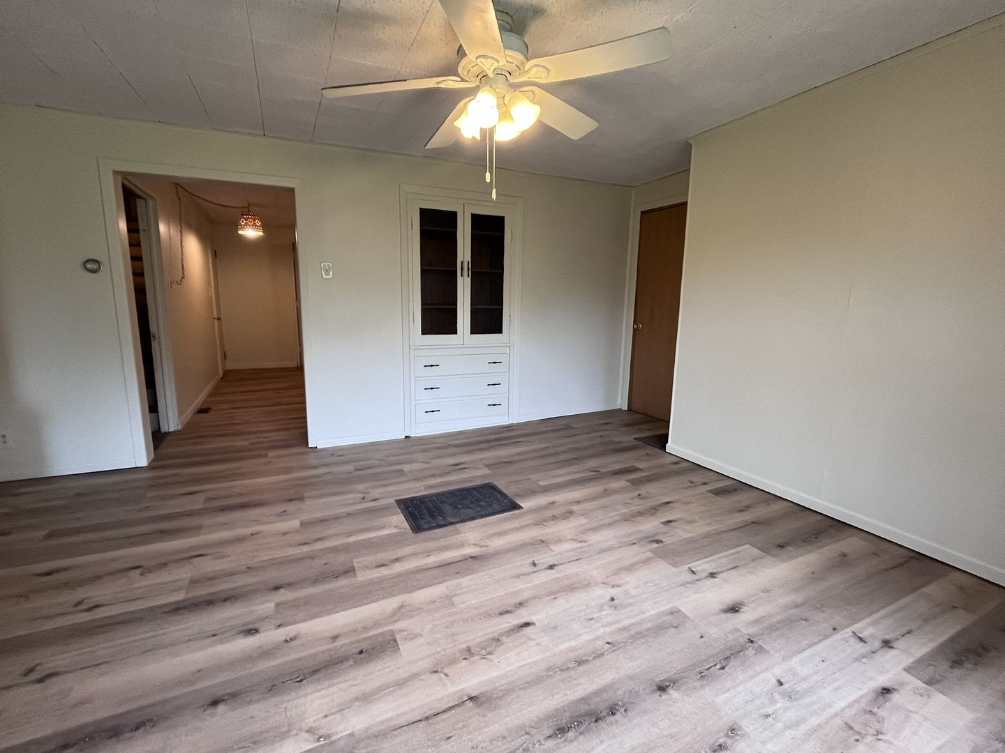 22932 State Highway 106