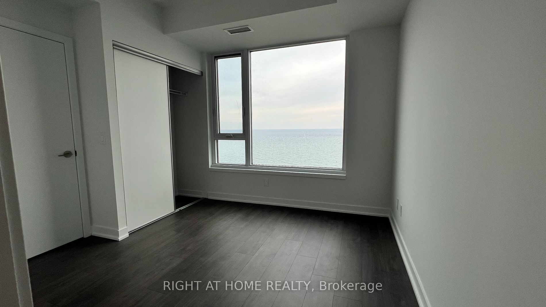 1928 W Lakeshore Blvd 2708