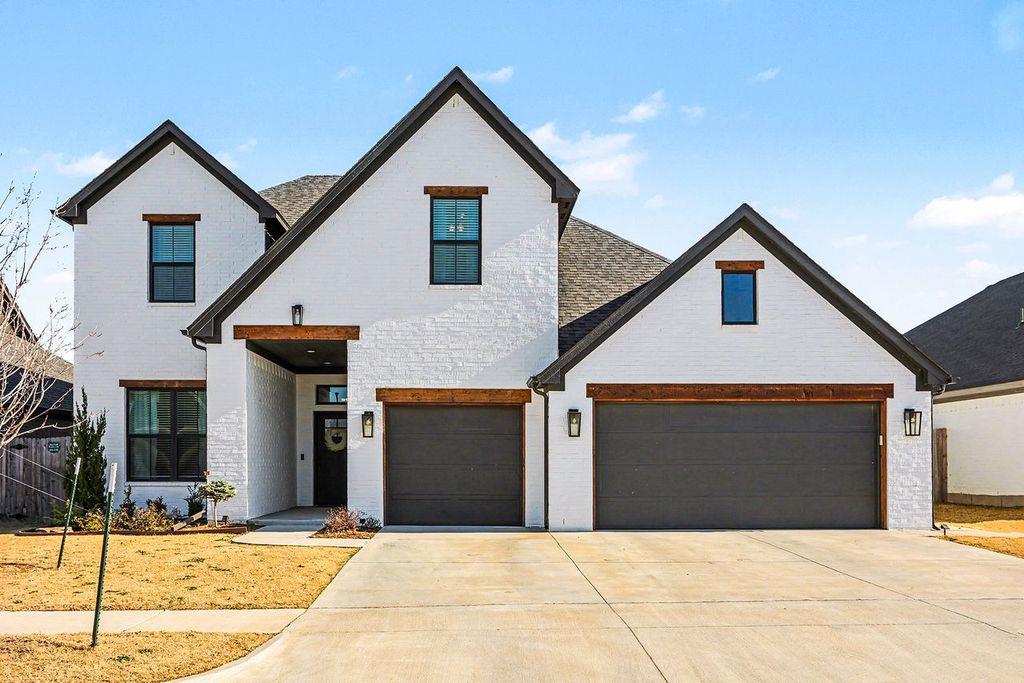 Enjoy executive style living in this beautiful custom built home with upgrades throughout!! Open living and Kitchen with cedar beams and custom roman shades in living room, Chefs kitchen with quartz counter tops, large island, custom cabinets, stainless appliances and upgraded wood look tile.  Study is perfect for 2nd living. Primary bathroom suite has quartz vanity with double sinks, separate tub and shower and large walk in closet. Oversized back covered patio. Full back and front Sprinkler system.