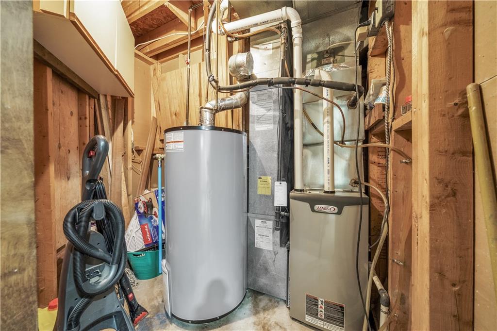 3929 Vineyard Crescent