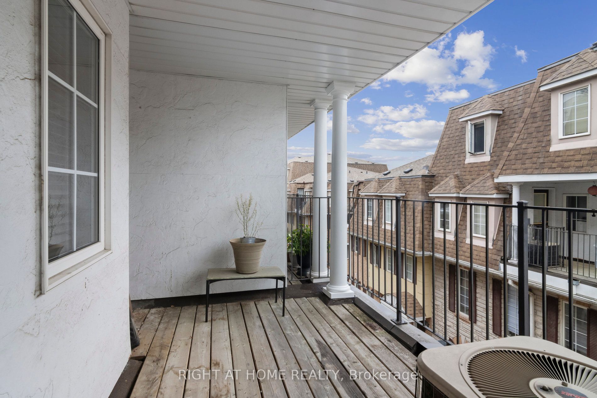 72 Sidney Belsey Cres 307