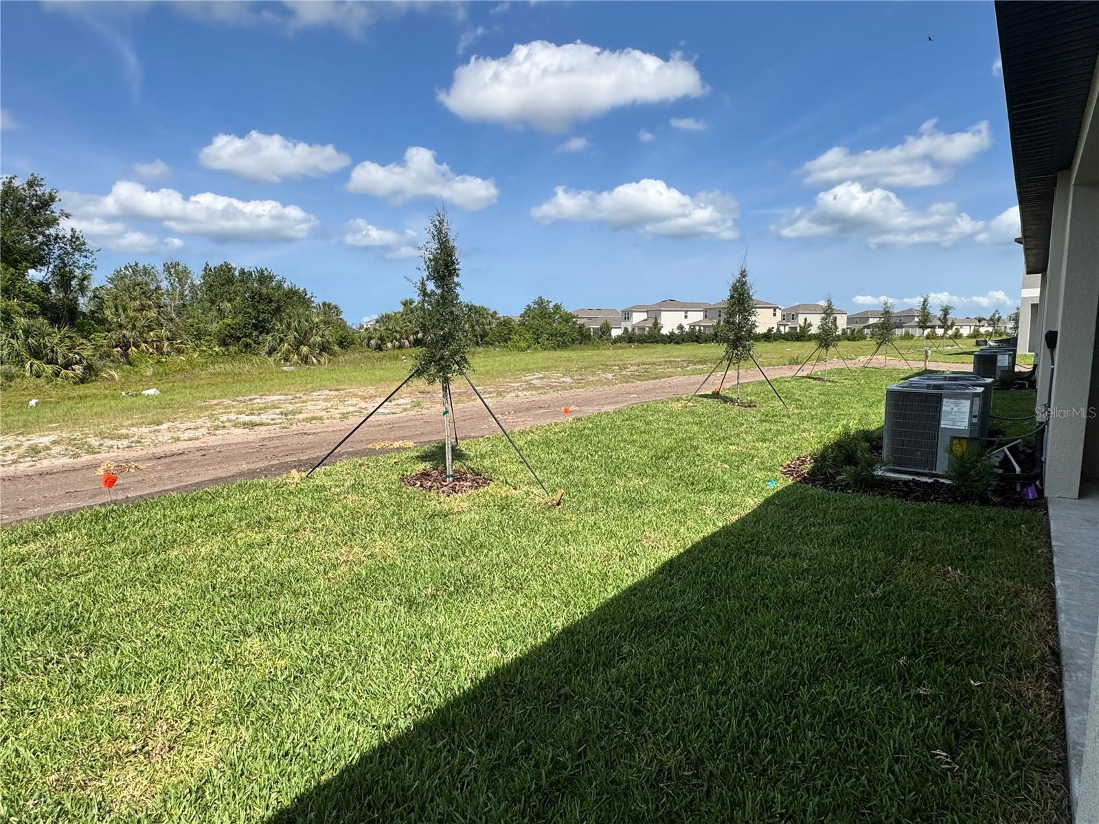 11127 E 65th Terrace