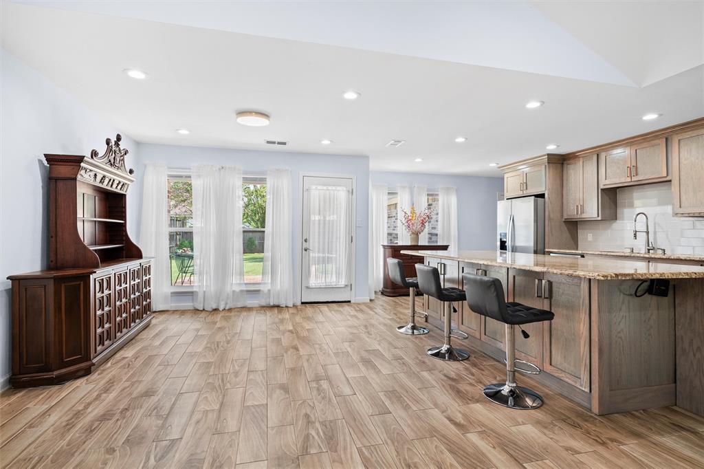 708 Gunnison Court