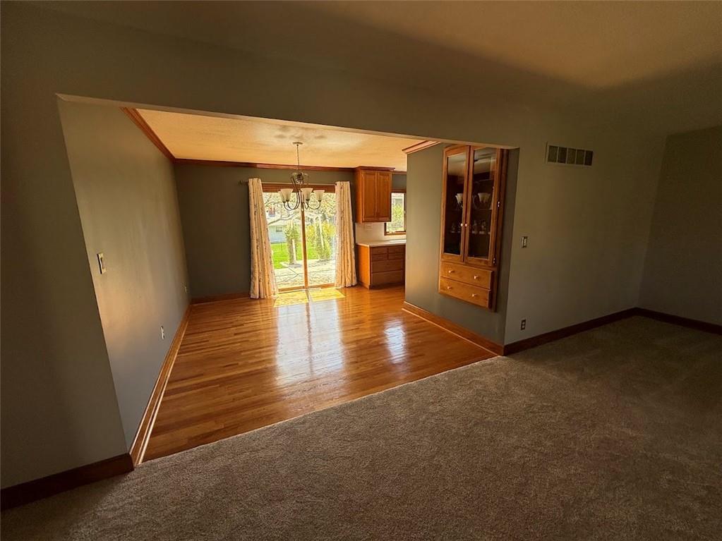 3707 NE 49th Terrace