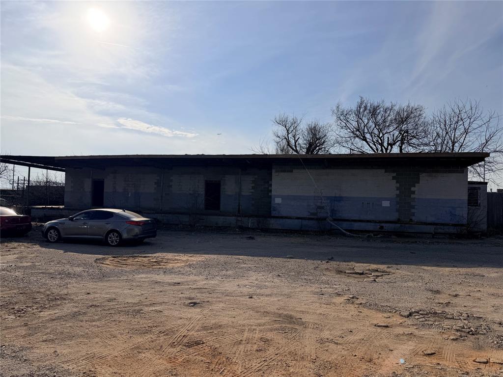 2822 NW 10th Street