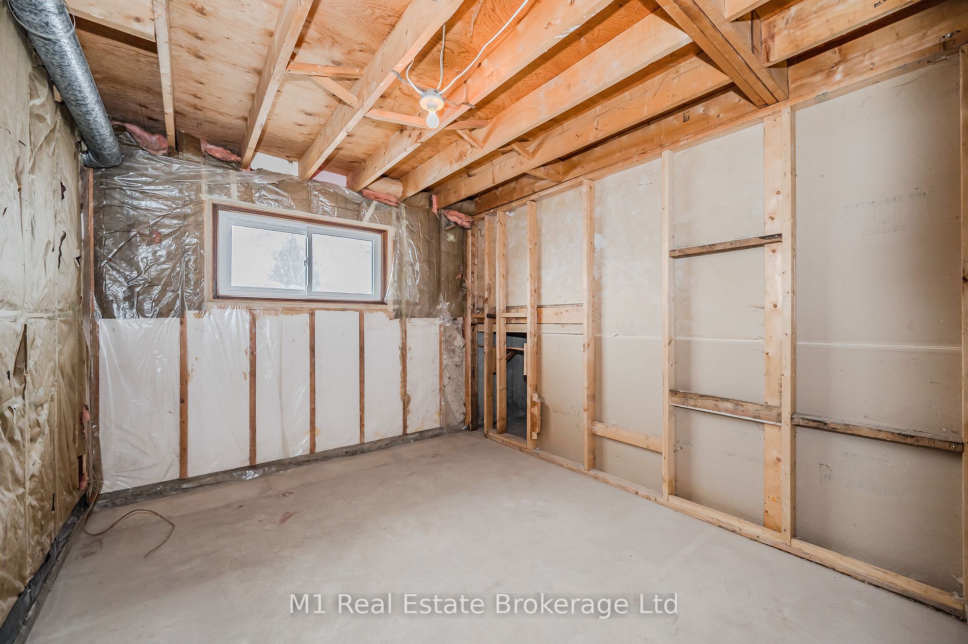 4 Longfellow Ave