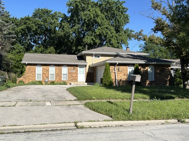 Fantastic opportunity to own property in Homewood. This home features 4 Bedrooms, 2 bathrooms, separate living room and dining room and a family room with a fireplace. Room sizes are estimated. Conveniently located near food, shopping, schools, downtown H-F and public transportation.