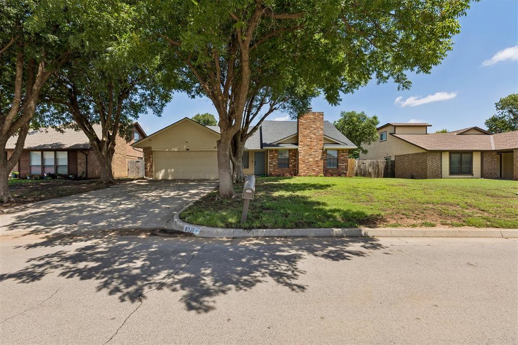 What an awesome home!! Nestled in a desirable Northwest Oklahoma City neighborhood, this inviting residence features a spacious and functional floor plan designed for both everyday living and entertaining. The bright, open living area flows seamlessly into the kitchen and dining space, creating a warm atmosphere for family gatherings or hosting friends. There is also an open staircase that leads to a spacious bonus room and versatile flex space! The kitchen has a perfect layout with plenty of countertop space and ample storage, along with stainless appliances. Generously sized bedrooms provide comfort and privacy, while the primary suite offers a relaxing retreat with ample closet space and an en-suite bath. Outside, enjoy a private backyard with plenty of room for outdoor entertaining, gardening, or simply relaxing after a long day. Conveniently located near shopping, restaurants, parks, and major highways, this home offers easy access to everything Oklahoma City has to offer.