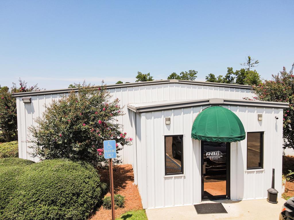 Great investment property in Cairo, GA. Sale/Lease back of a 3,655 sf office building located on 4.2 acres in industrial park.  Nice reception area, 6 offices, 2 conference rooms, 5 bathrooms, breakroom with full kitchen and open office area.  Plenty of parking with security lighting.  Great tenant with 5 year term and 5 year renewal option.  NNN lease  $36,000 annual lease payment. 9% cap. rate.                         Call for details and showing instructions