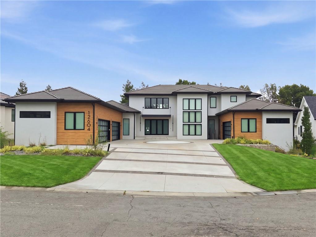 12604 W 160th Street