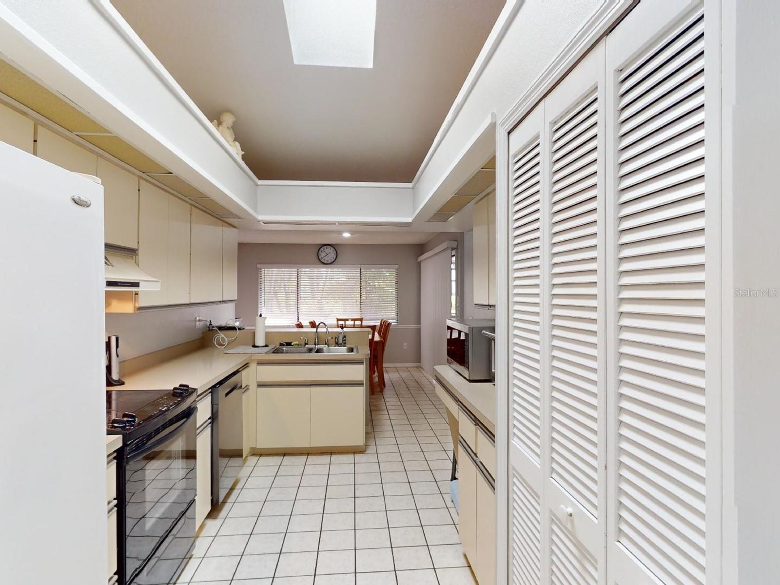 6029 Ravenwood Drive