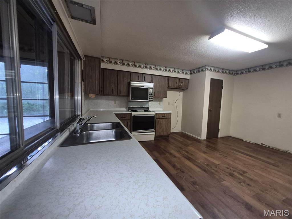 58254 Dow Trail