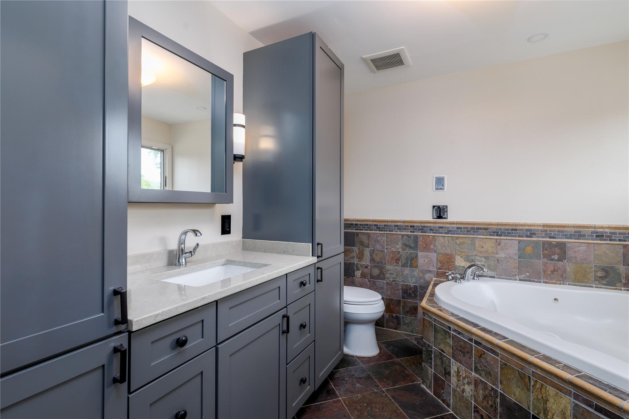 22 Commonwealth Avenue