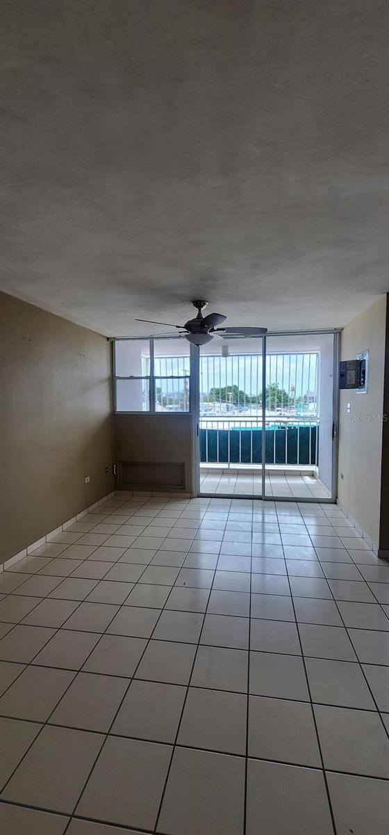 AVE. LOMAS VERDES Lomas Verdes Avenue 1804 Bayamon Puerto Rico 00956 by