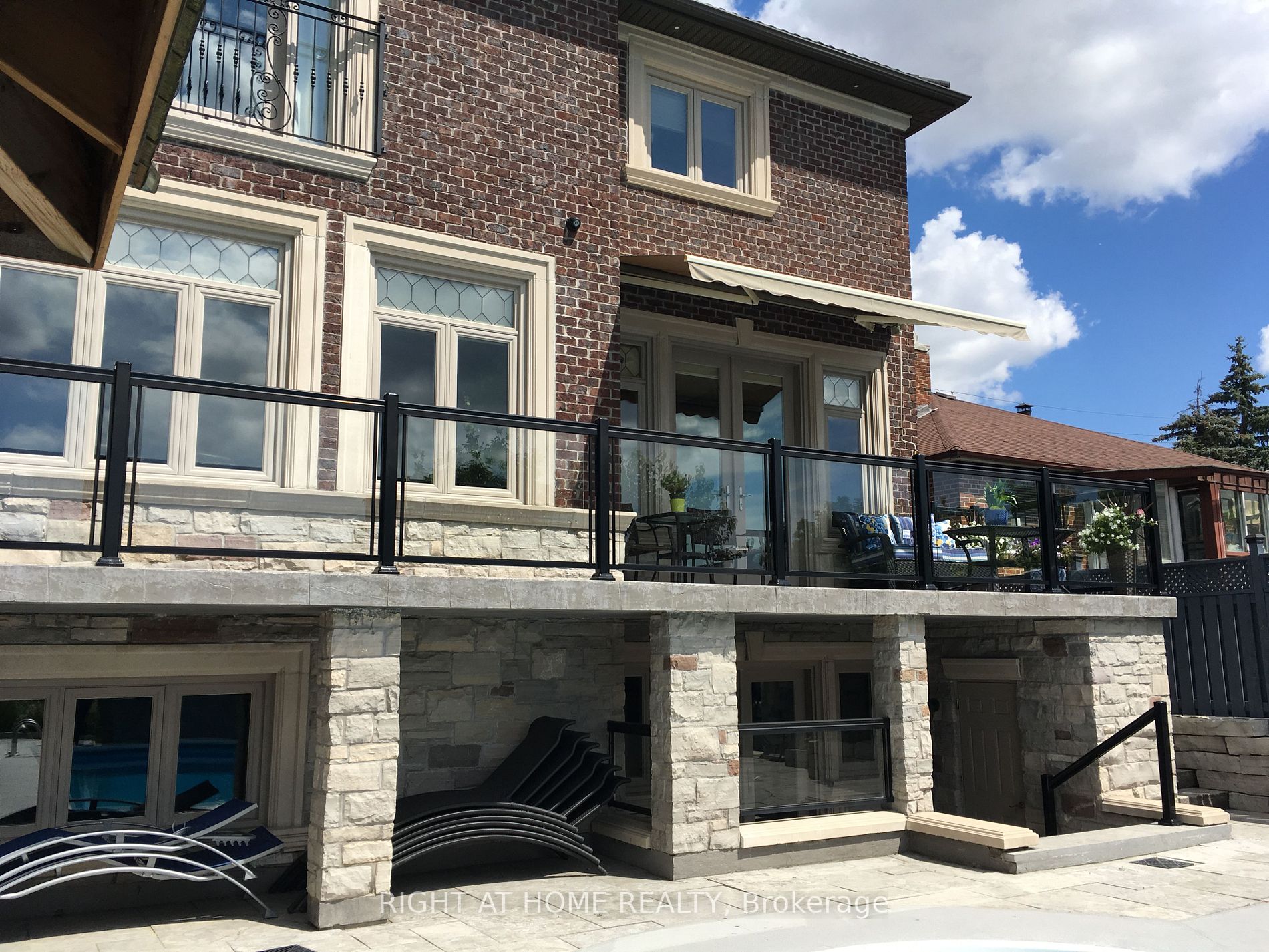 269 Falstaff Ave