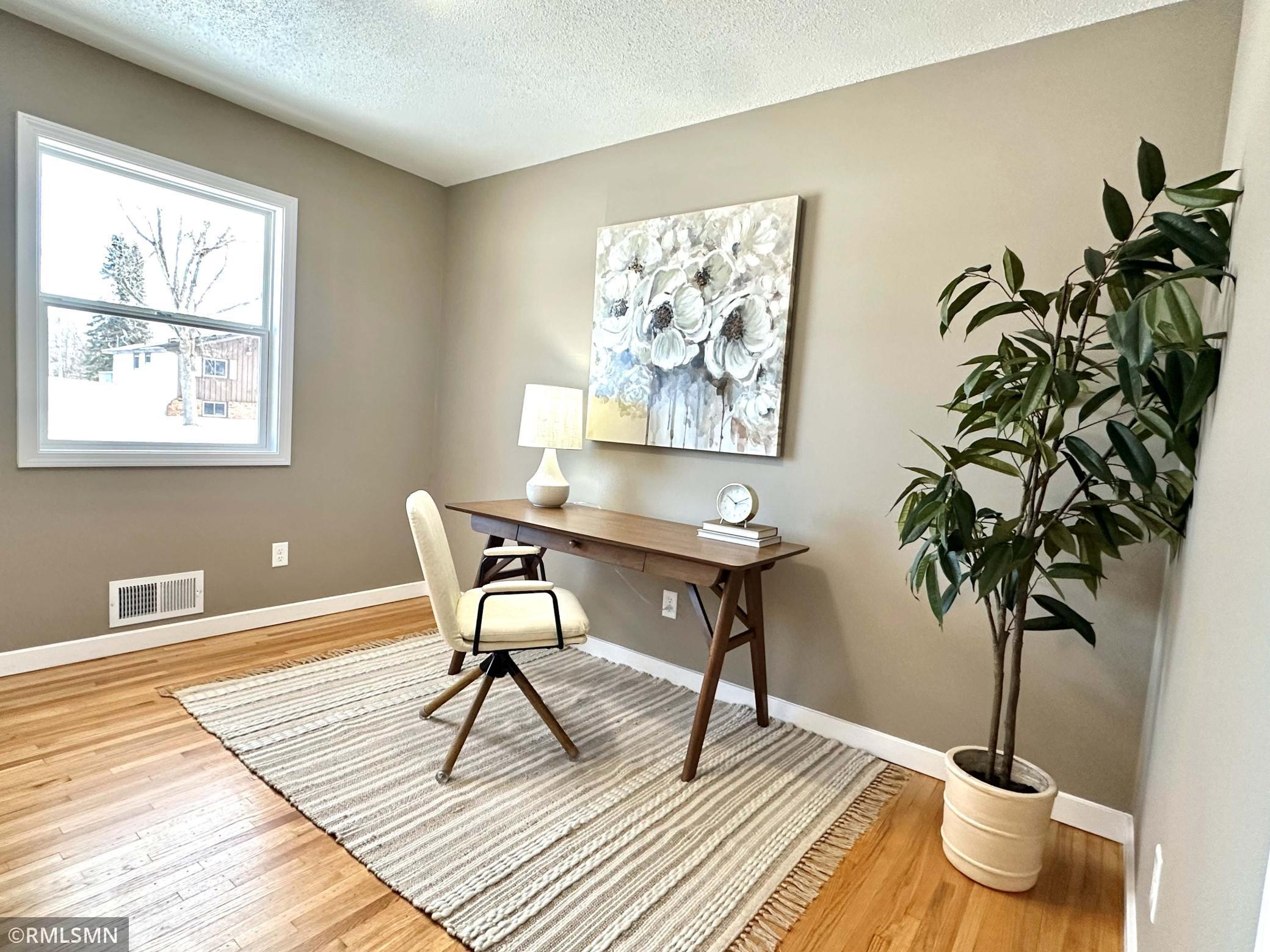 11209 Independence Avenue N