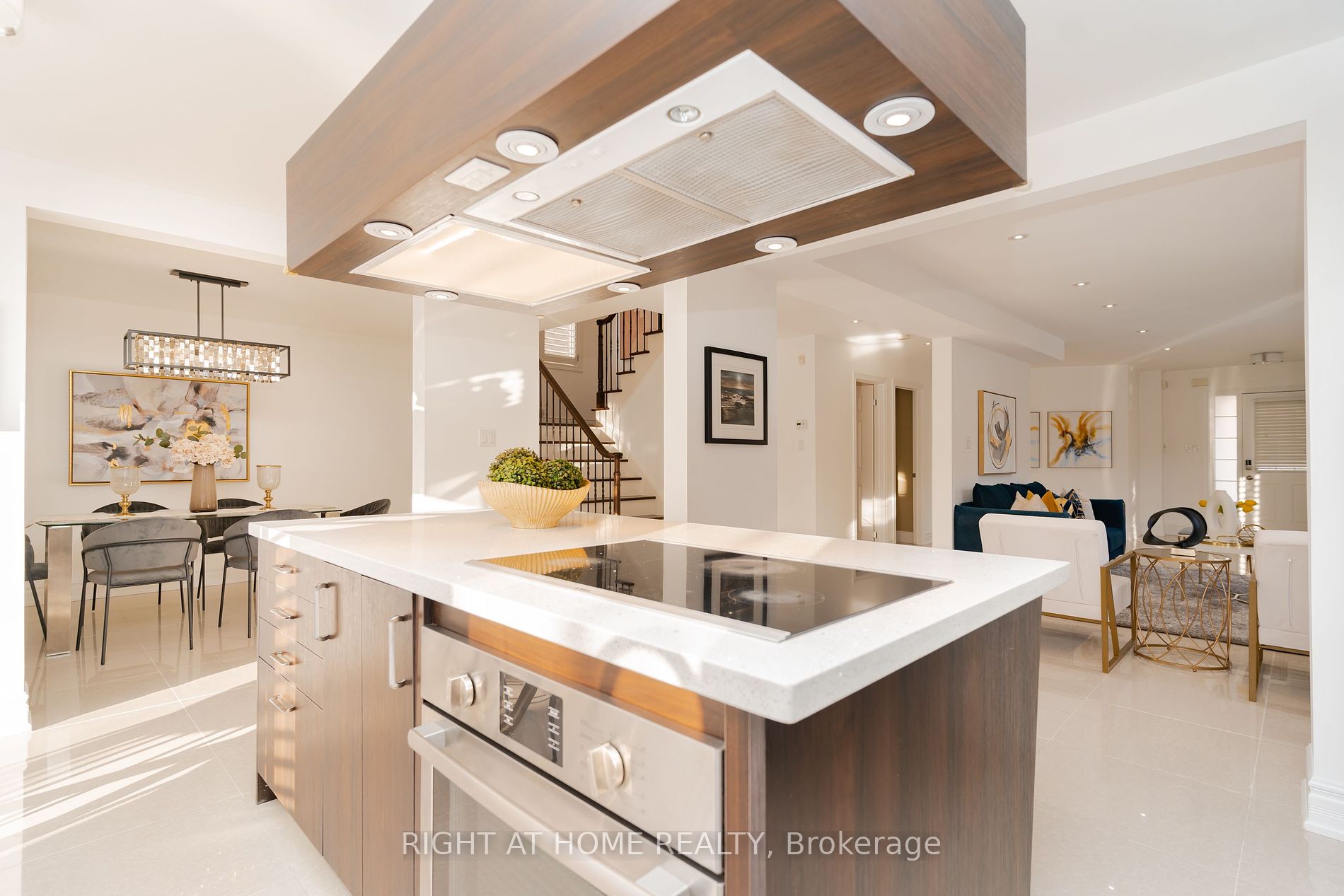 172 Kingsview Dr