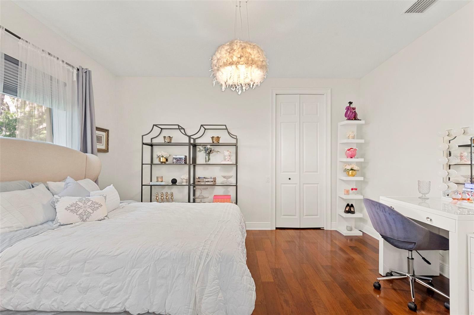 5717 Ternwater Place