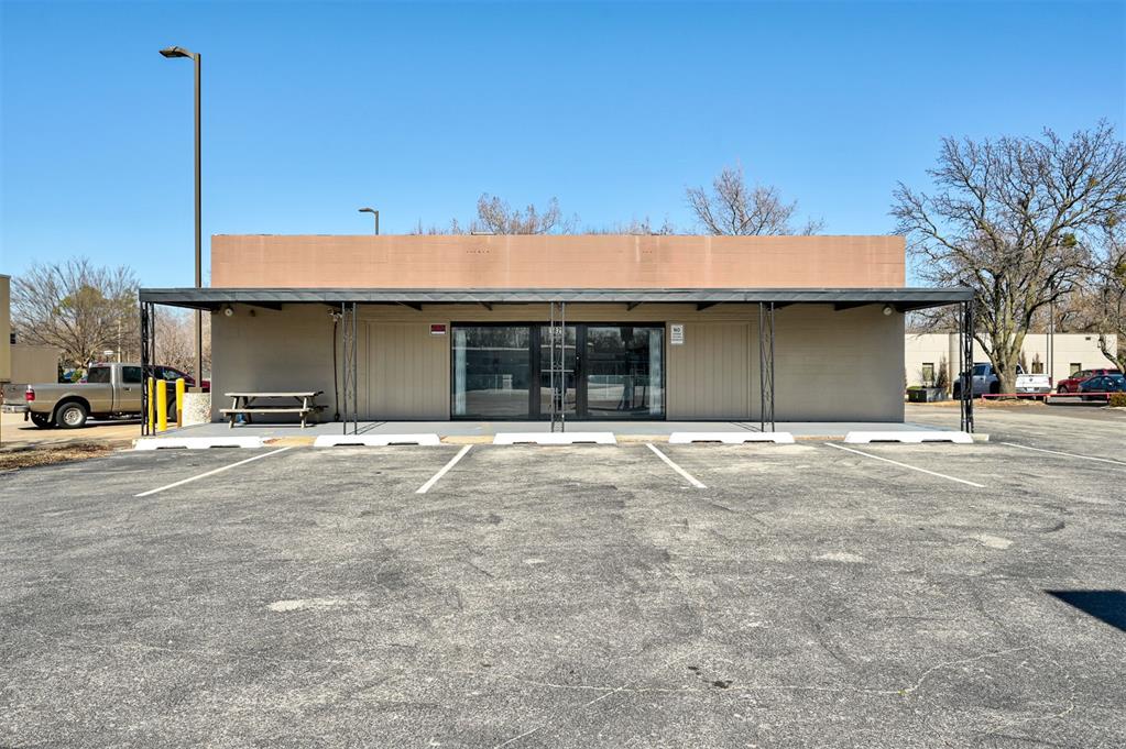 Prime location between I-35 and downtown main st. Just two miles NW of the University of Oklahoma. For sale at $650,000 or rent at $3,500 a month (CAM $750 monthly). The building includes two spaces, the storefront which measures approximately 2,500 sq ft and the back side of the building includes a garage, approximately 1,000 sq ft.