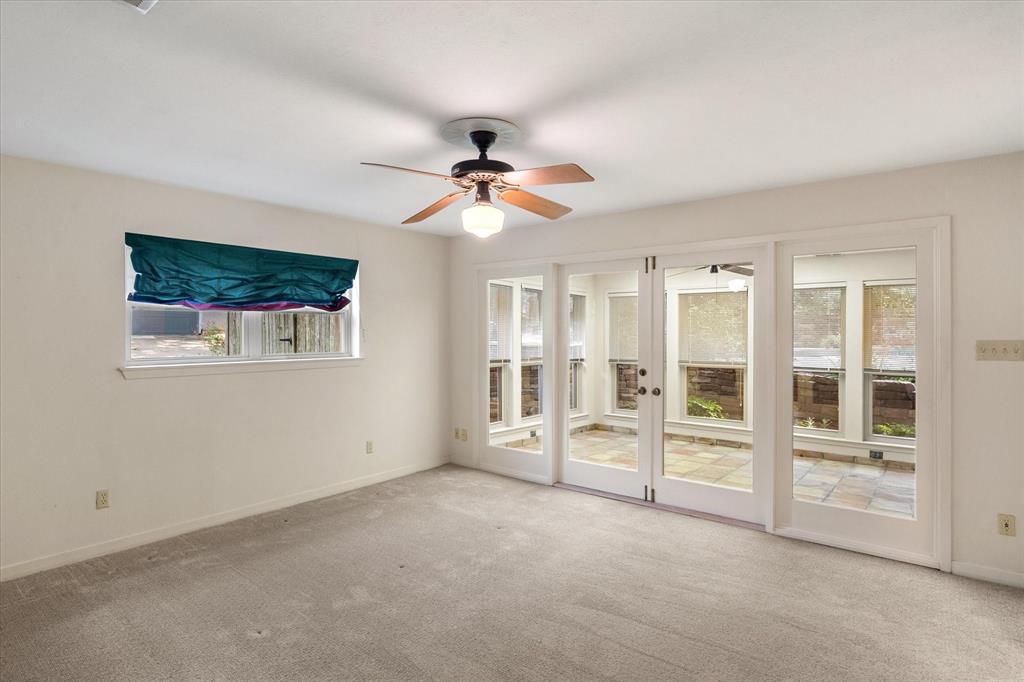 2216 Shadywood Court