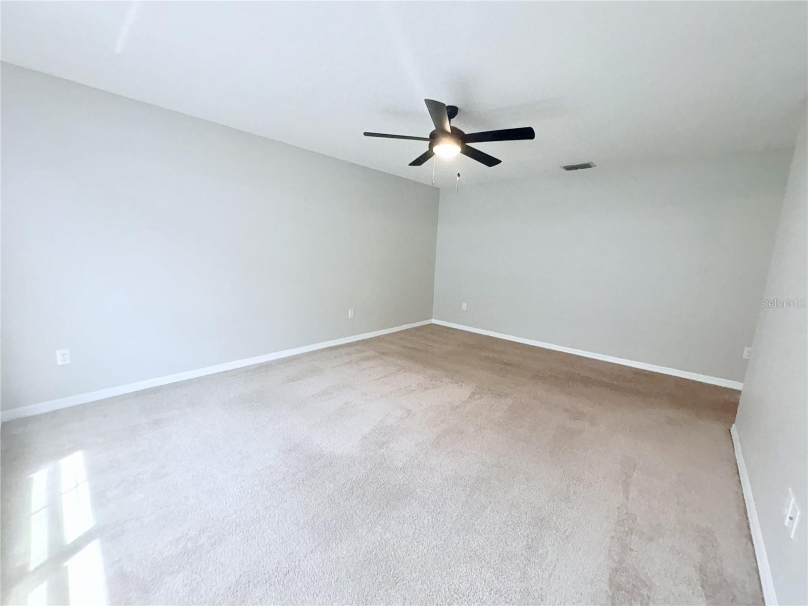 4935 Reflecting Pond Circle