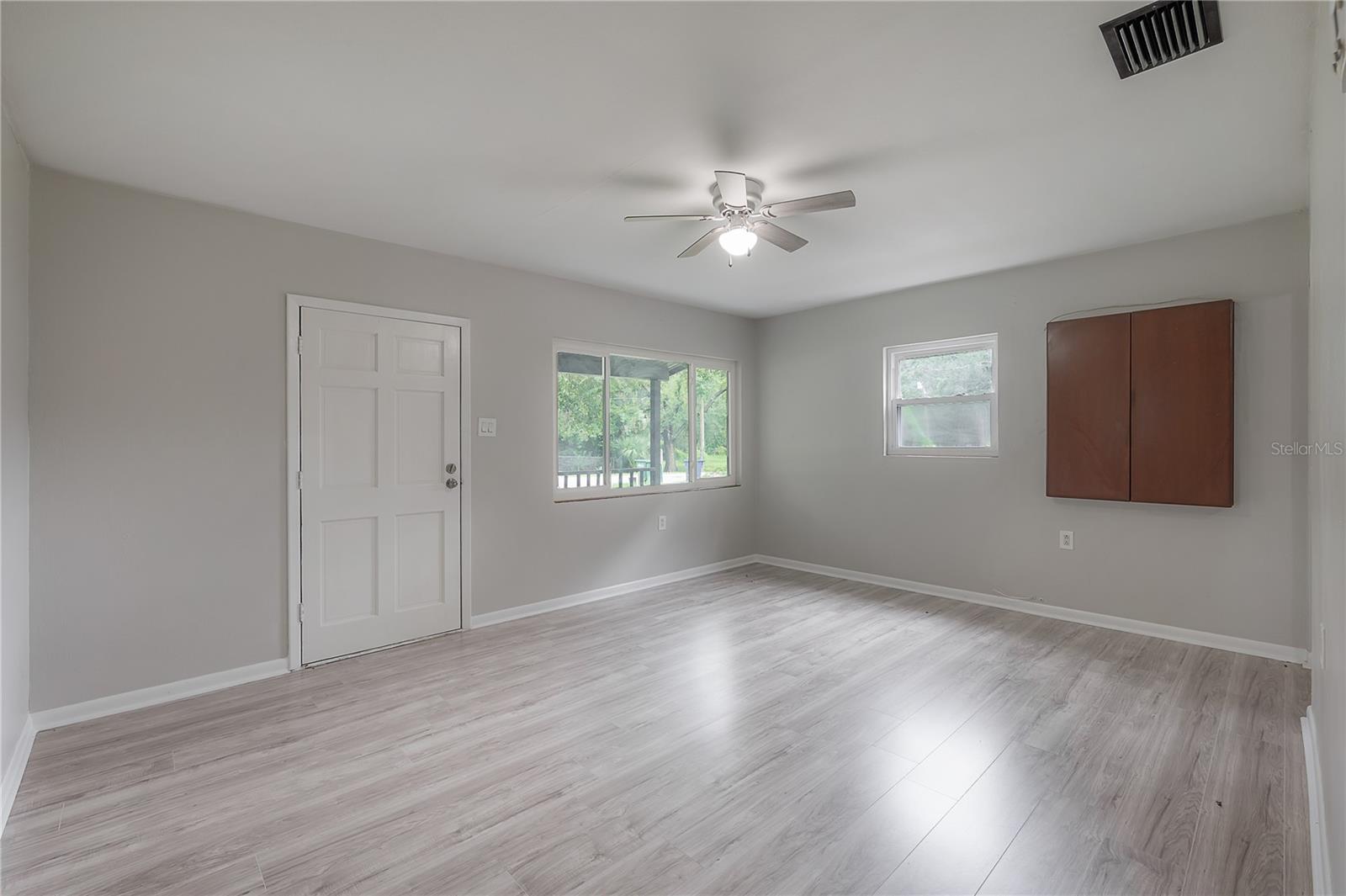 10411 N Woodmere Road