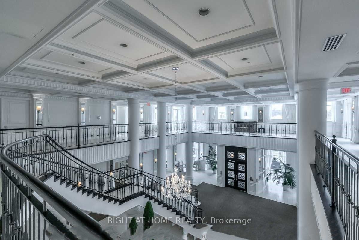 25 Greenview Ave 2319