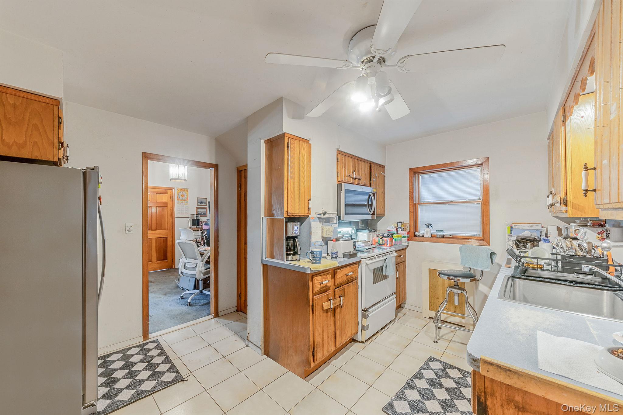 55 E Neck Court