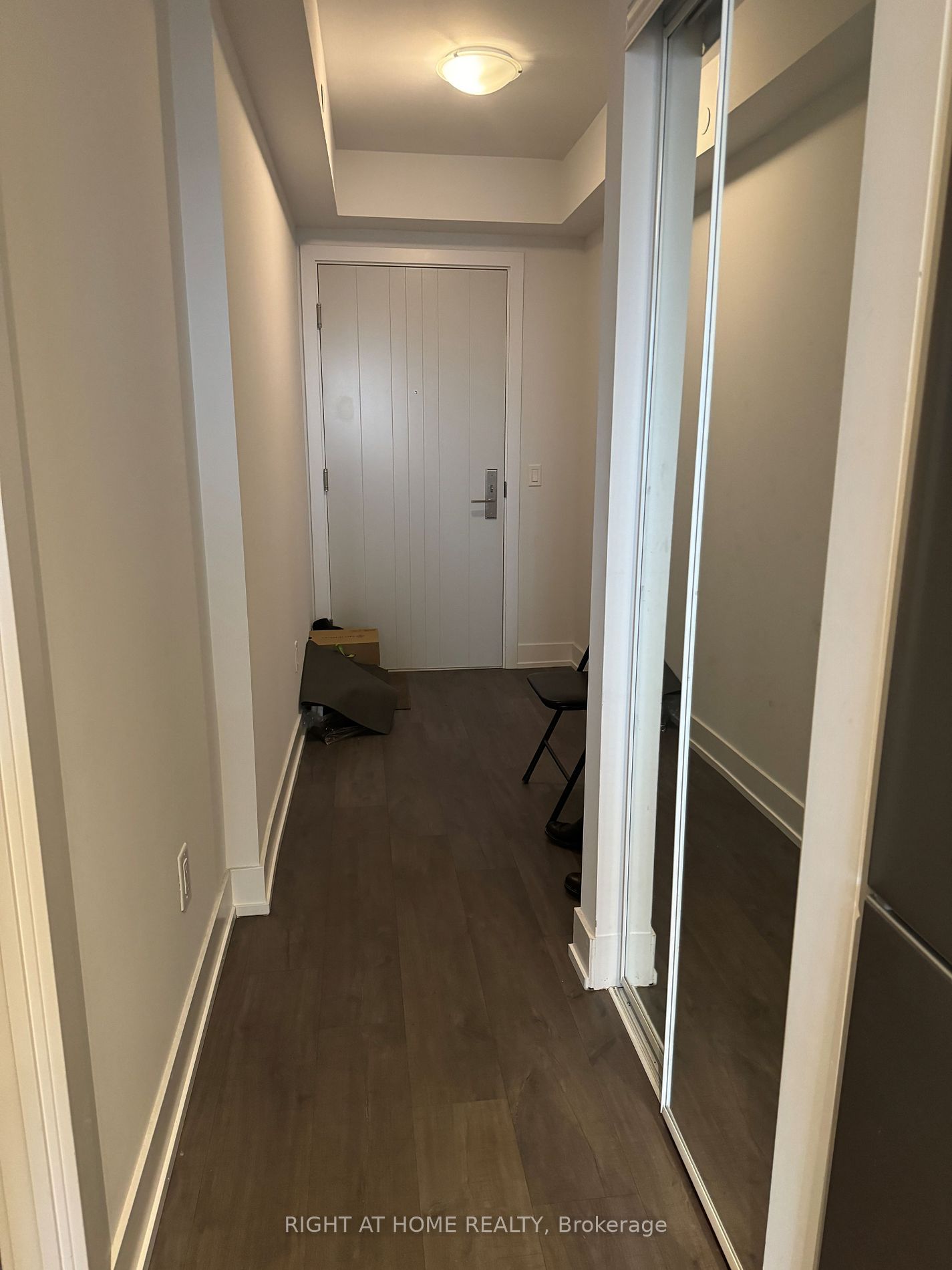 2550 Simcoe St N St 2403