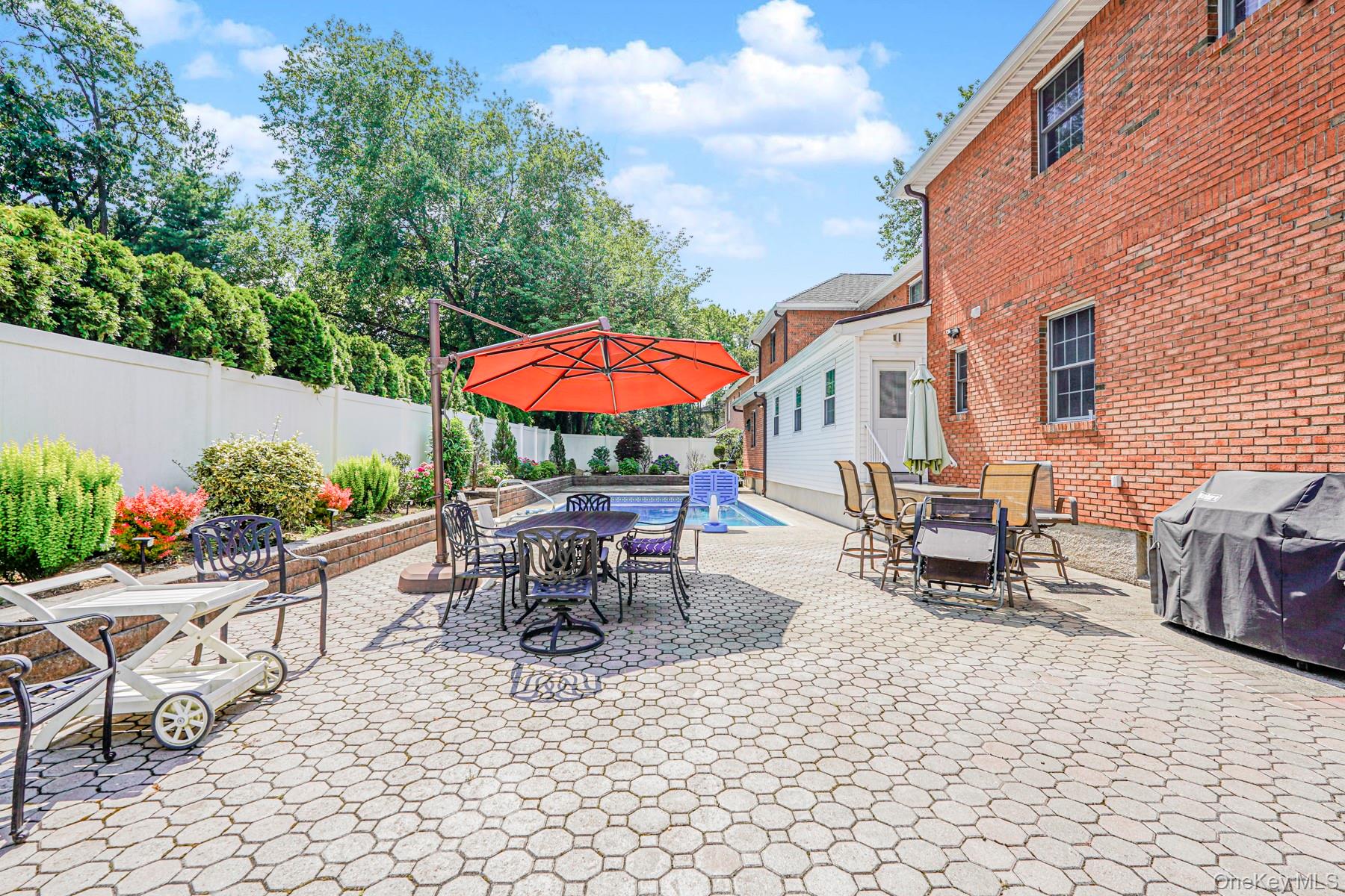 74 Longfellow Avenue