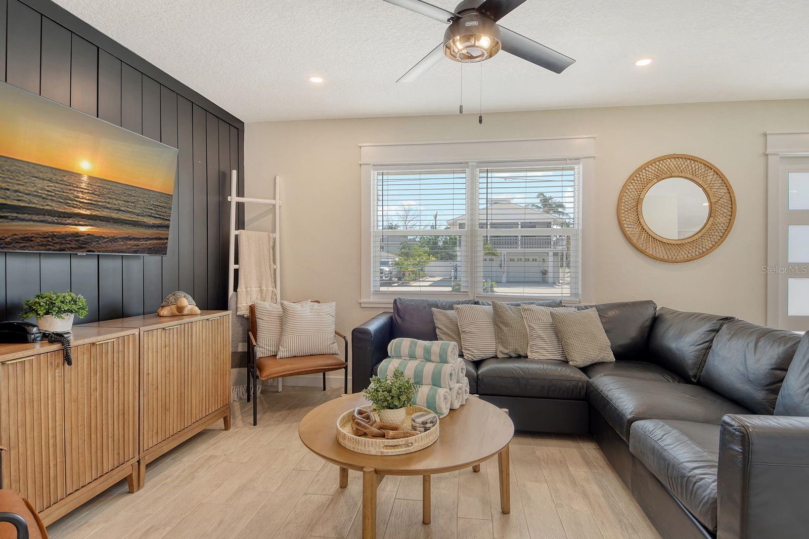 2908 Gulf Drive