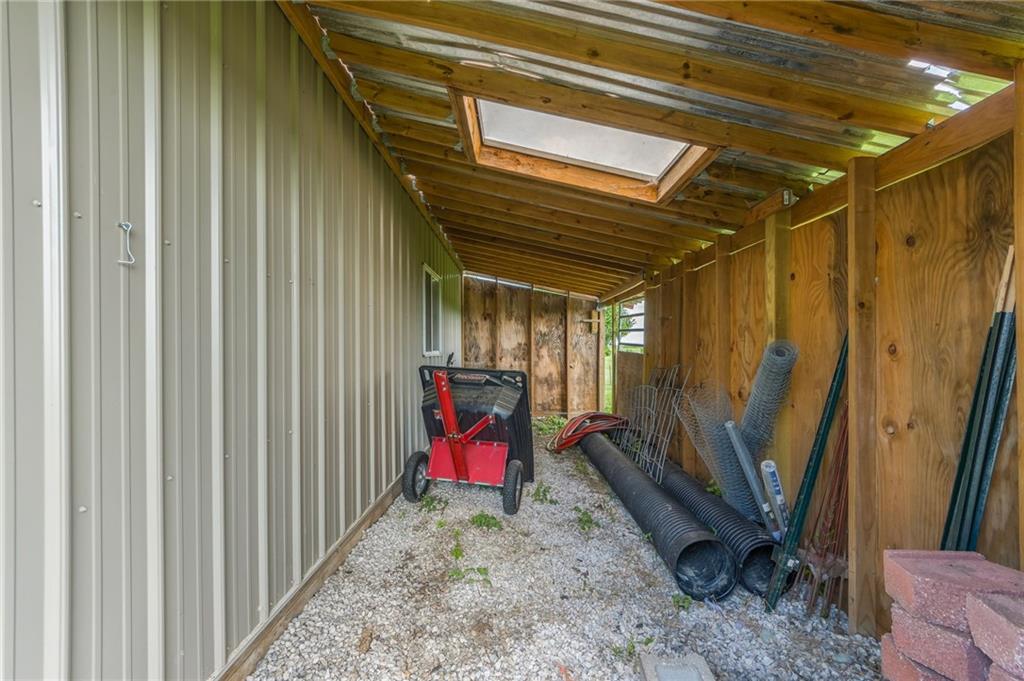 7226 E State Route F Highway