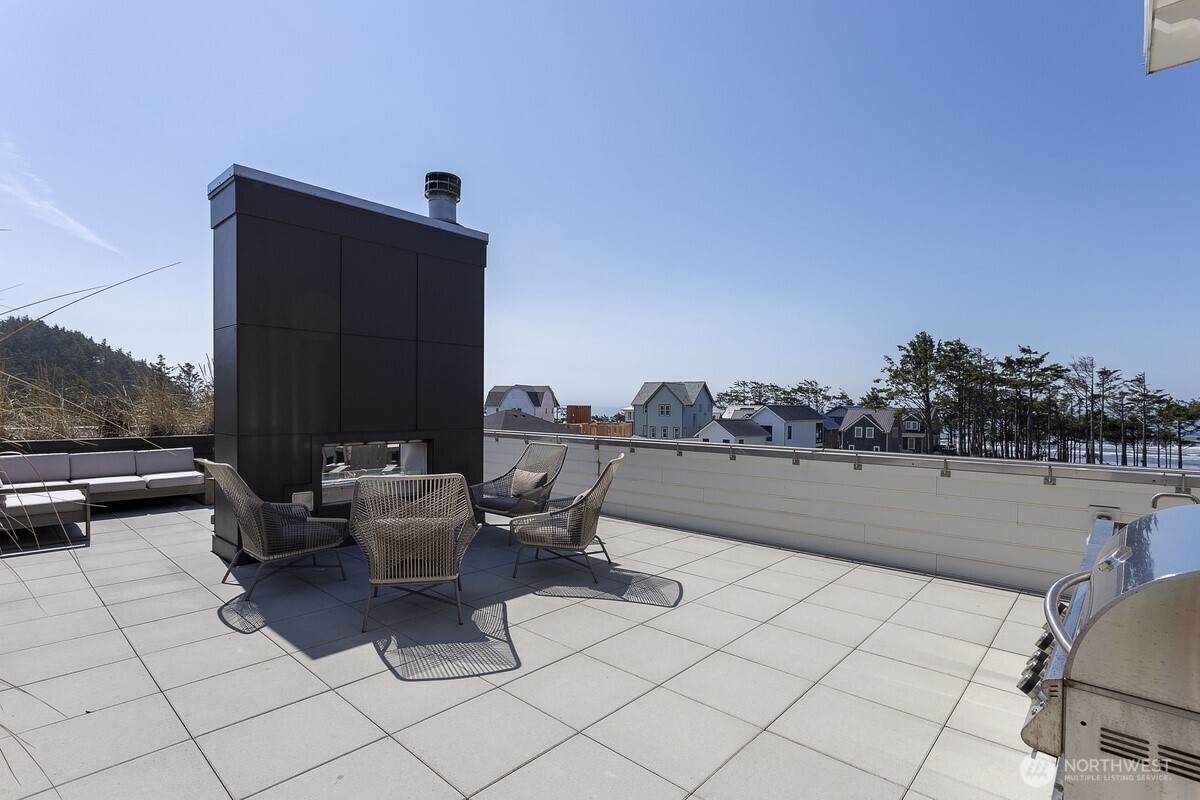 204 Market Street B