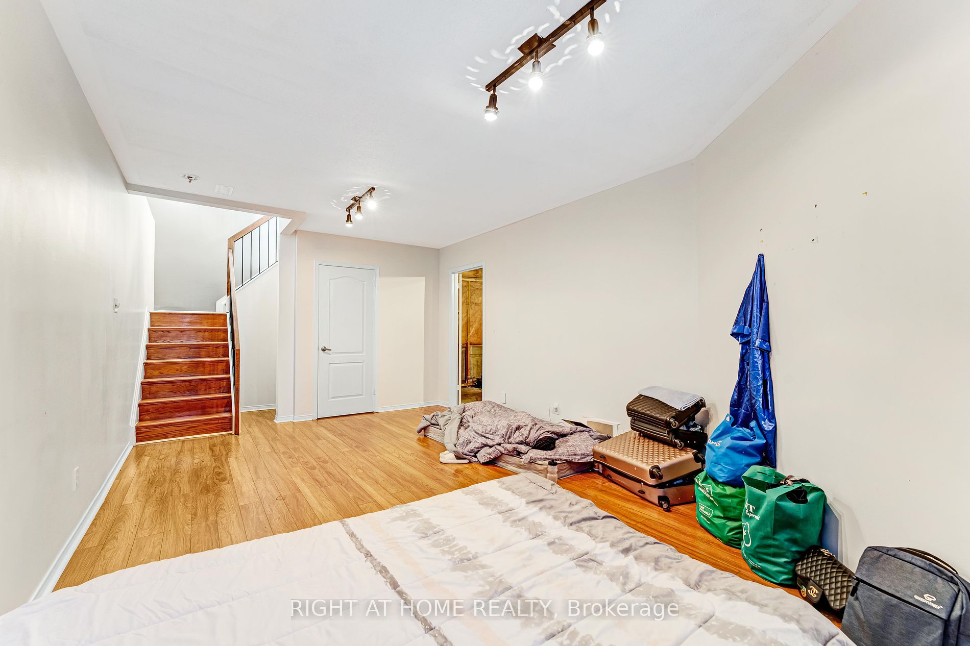 81 Southpointe Ave