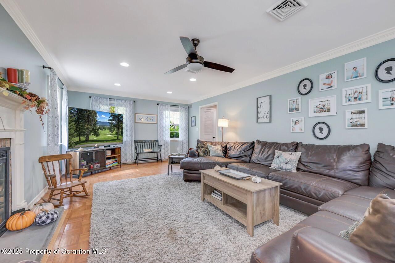 102 Apple Valley Circle L 13