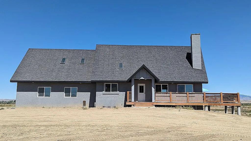725 Road 6 1/2