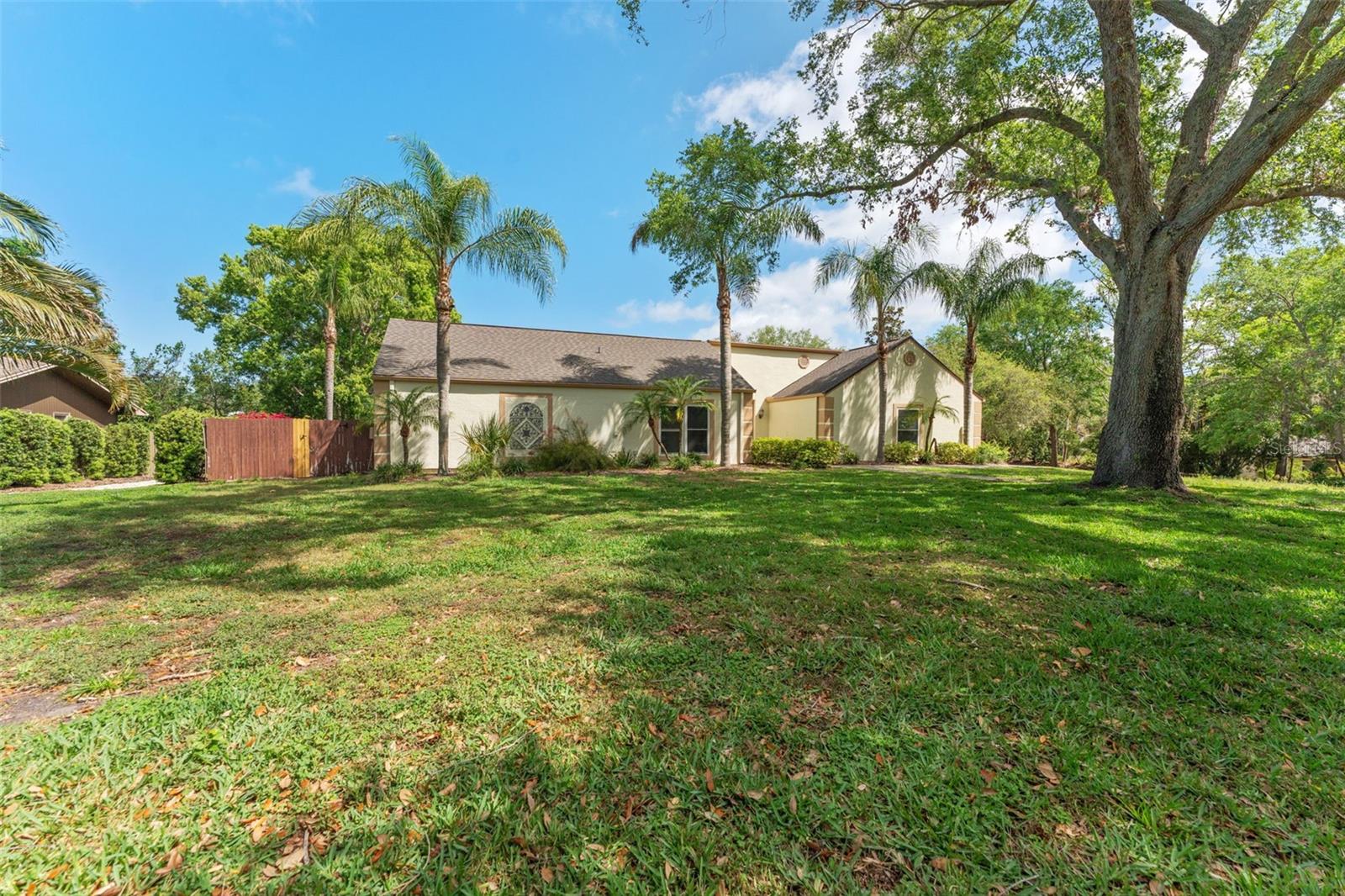 1591 Chestnut Court W