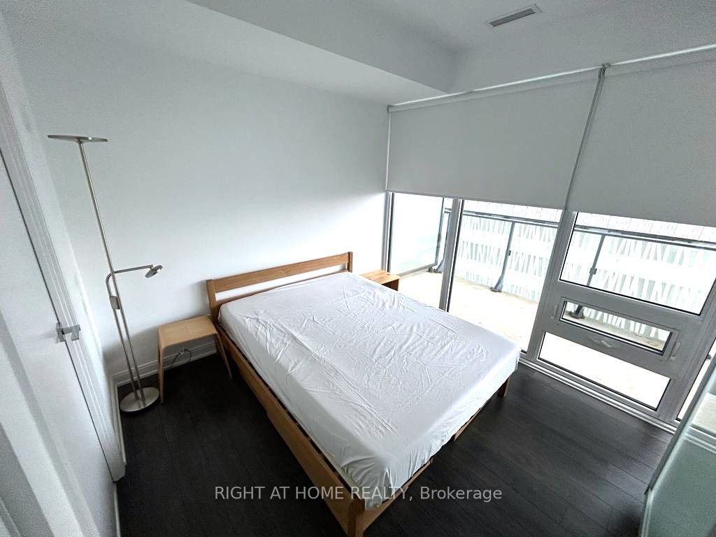 42 E Charles St 2802