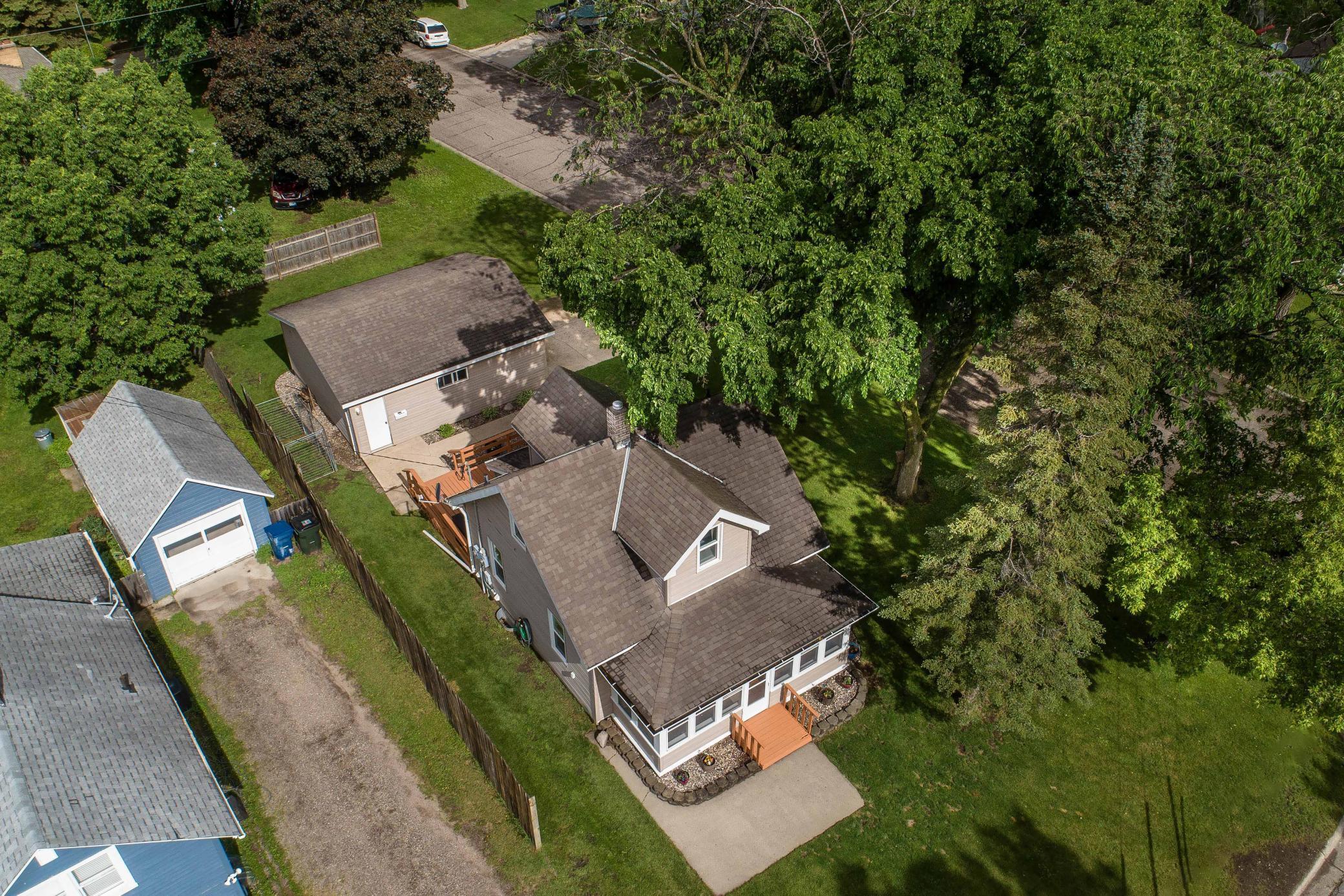 1121 N Cleveland Avenue