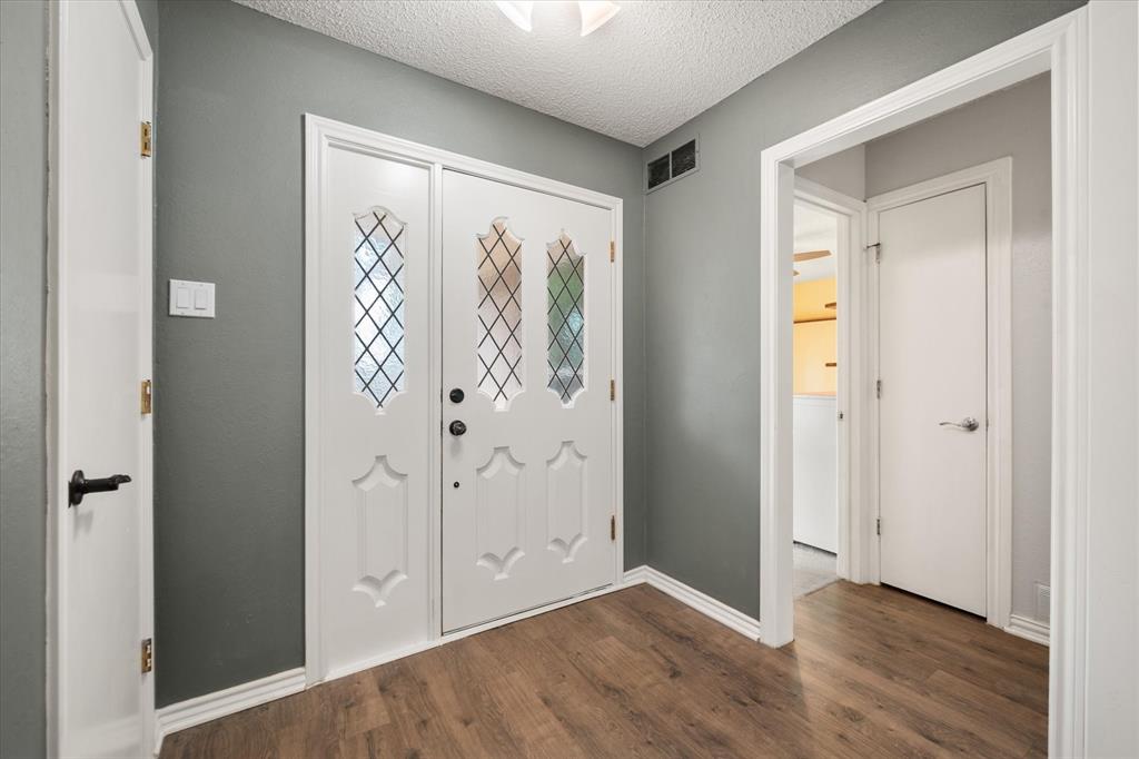 1113 Rusdell Drive