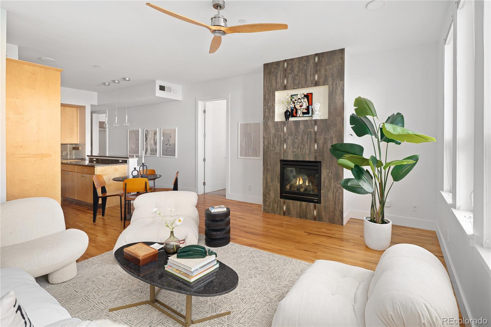 340 S Lafayette Street 201