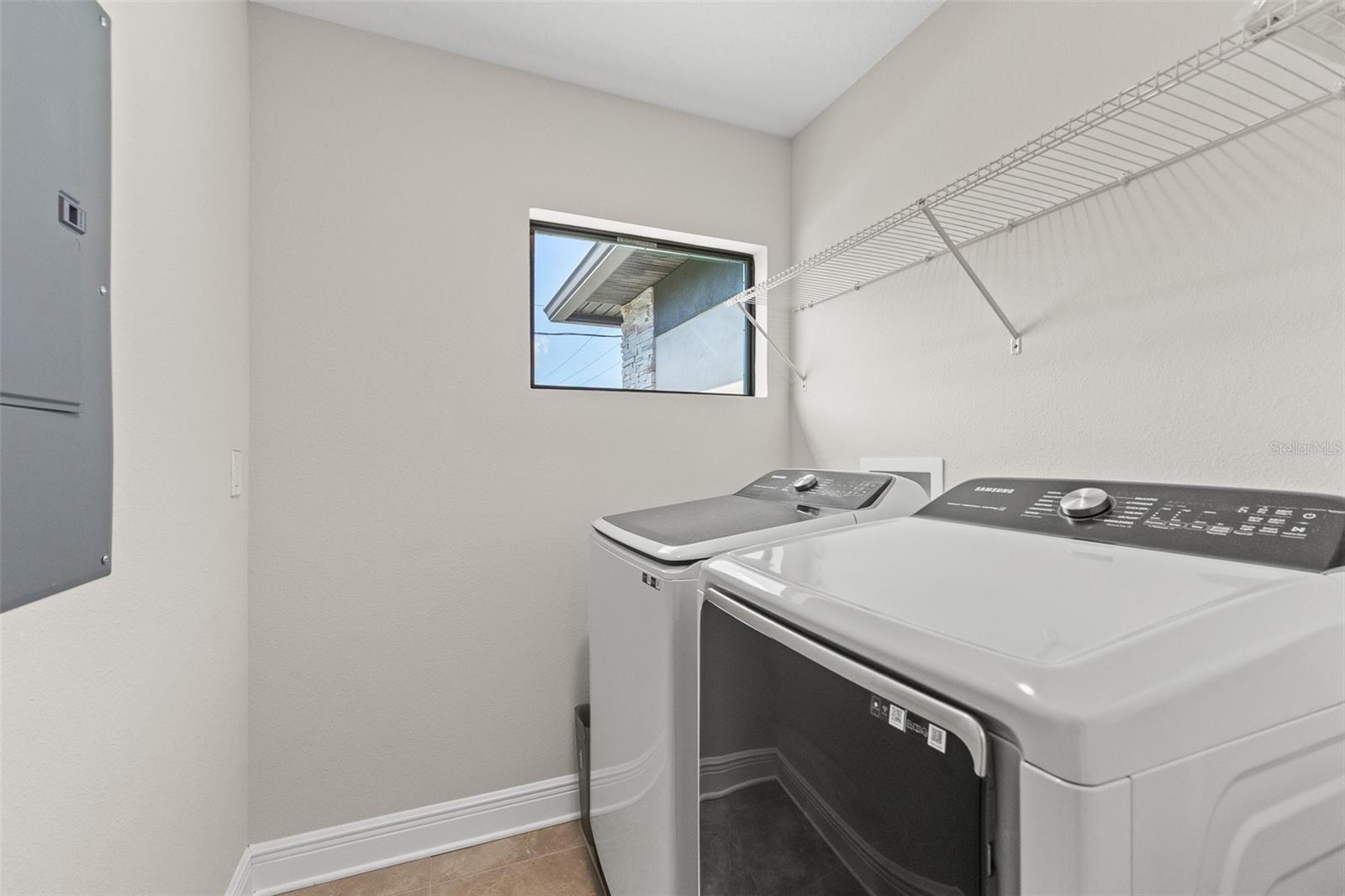 4123 W La Salle Street