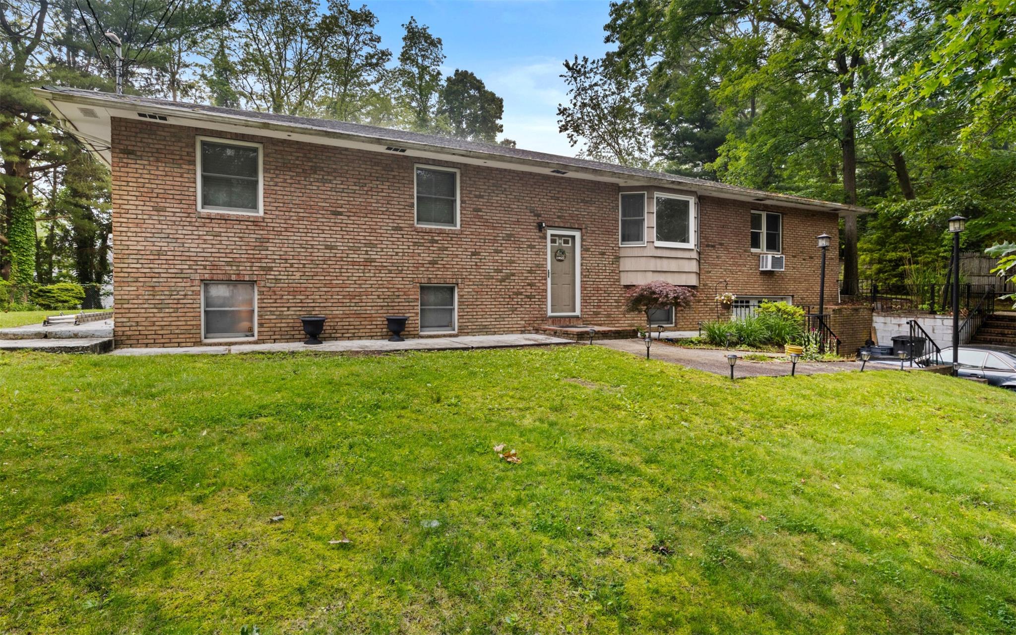 98 Hallock Landing Road