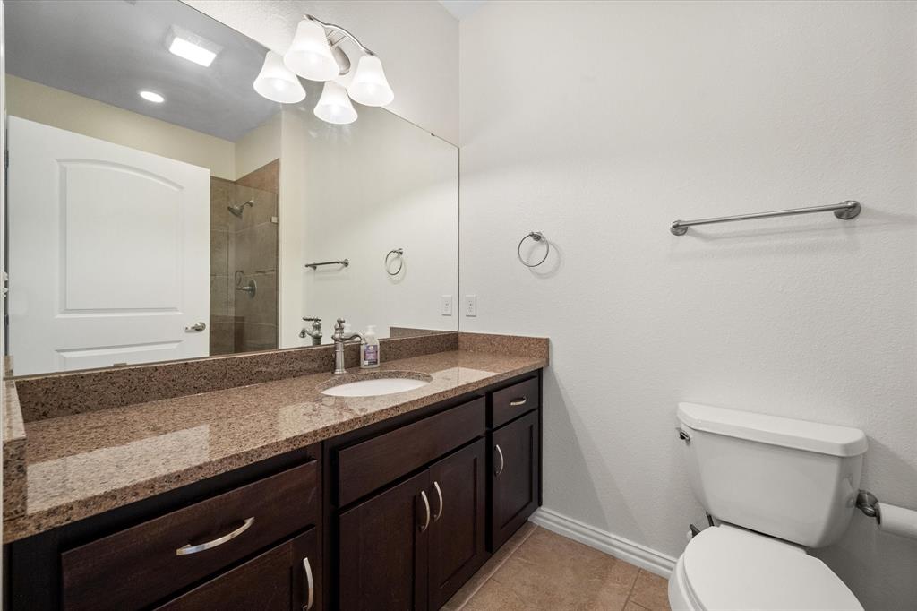 9900 Northshore Boulevard 3408