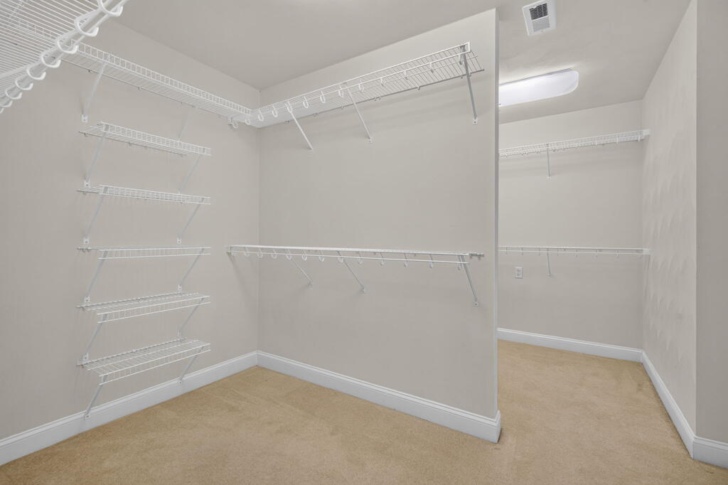 118 Saratoga Place 32