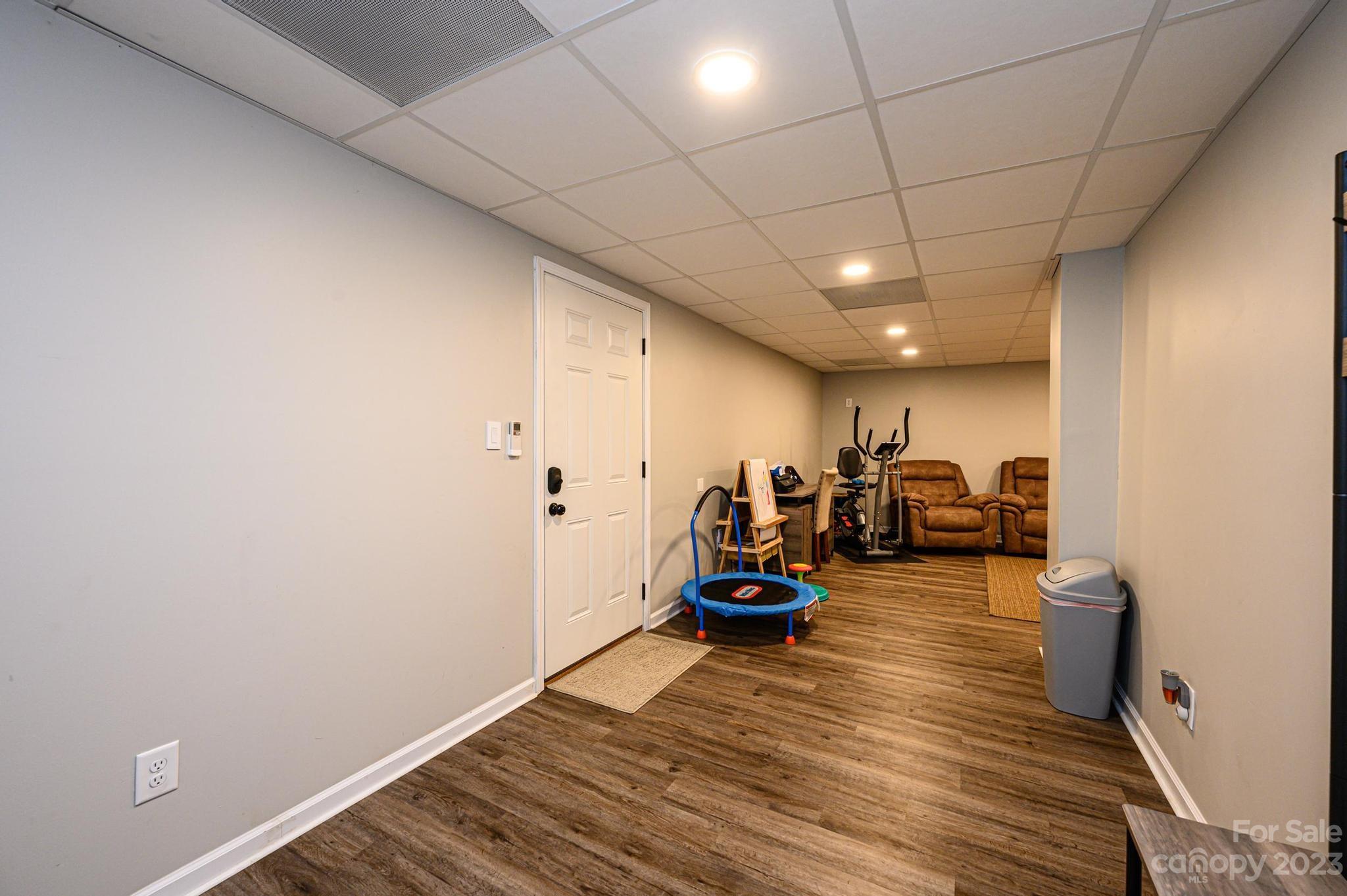 62 W Highland Avenue