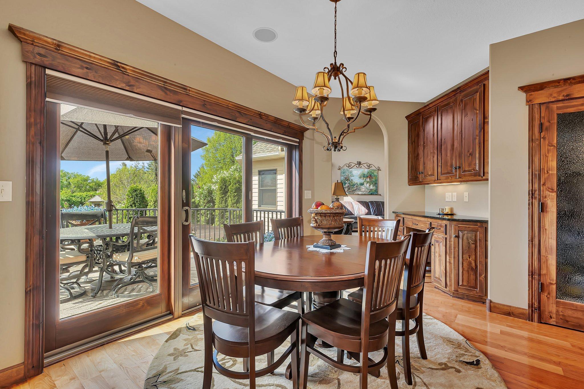 2255 Chelmsford Lane