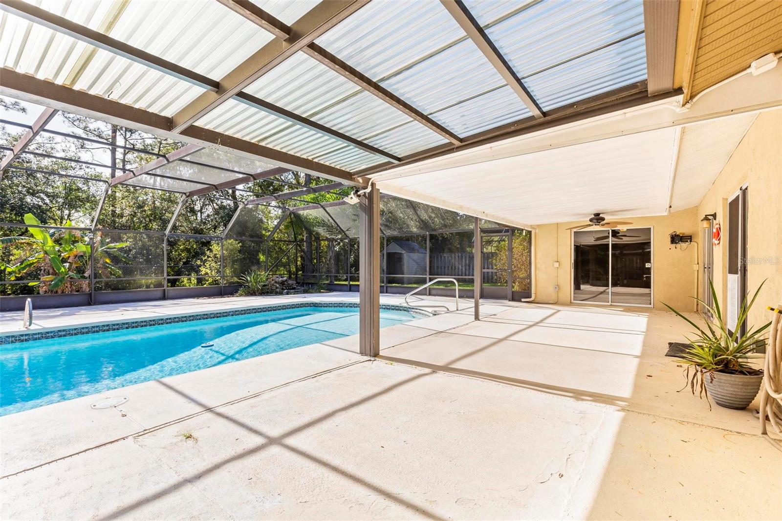 9 Bleau Court