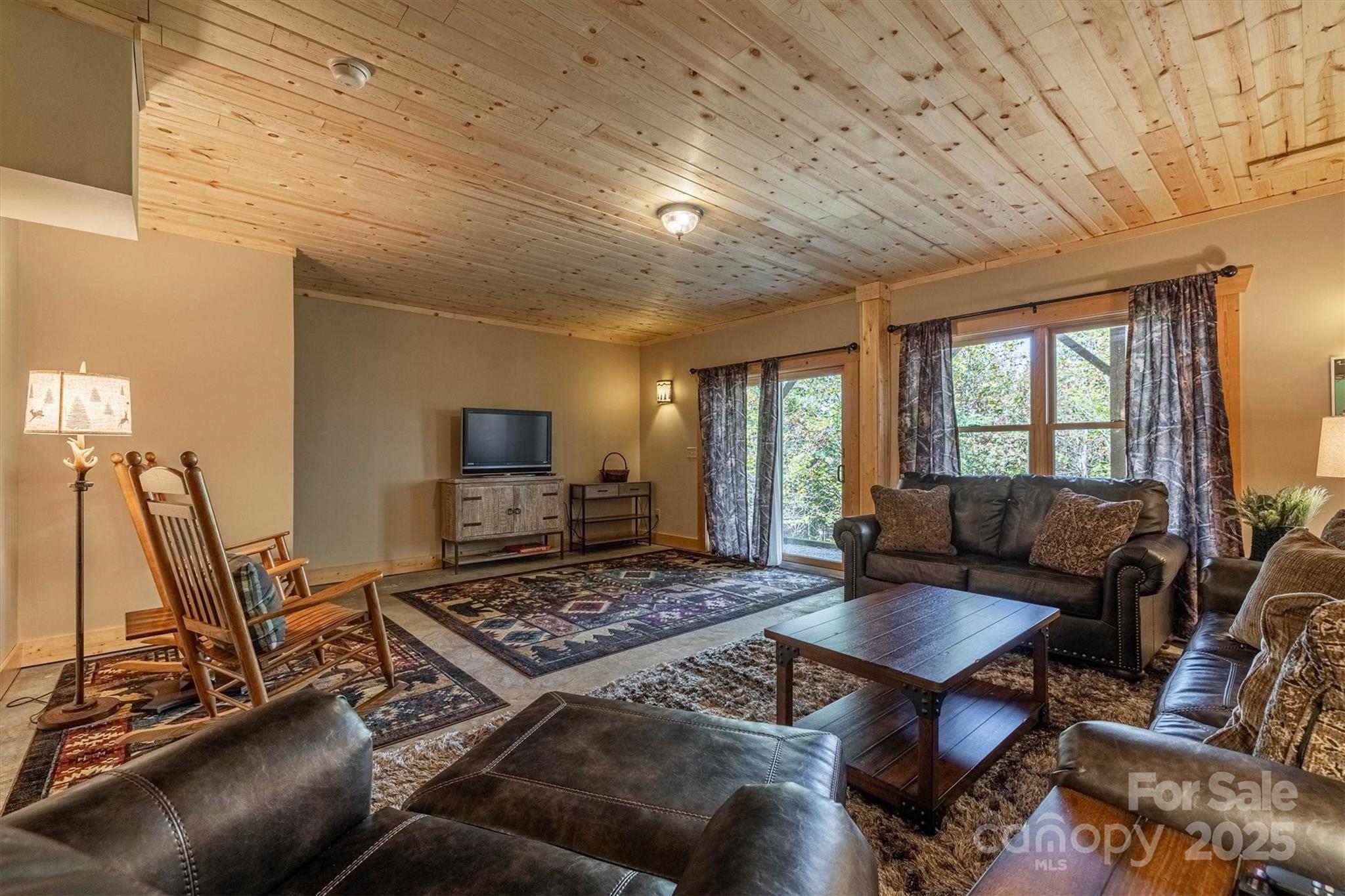 1143 Grandview Peaks Drive